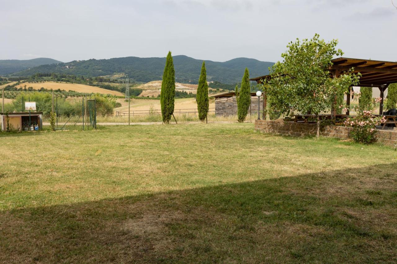 Agriturismo La Valle Della Lavanda - Podere Mezzastrada Fauglia Luaran gambar