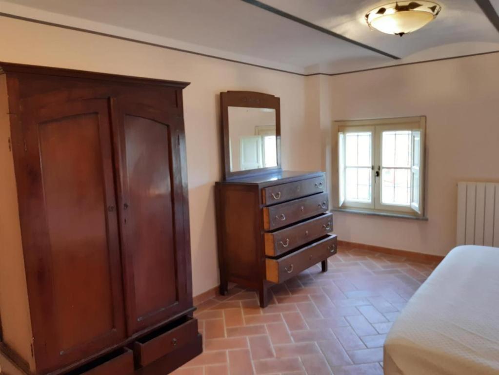 Agriturismo La Valle Della Lavanda - Podere Mezzastrada Fauglia Bilik gambar