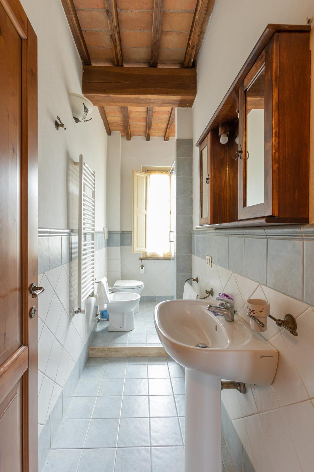 Agriturismo La Valle Della Lavanda - Podere Mezzastrada Fauglia Bilik gambar